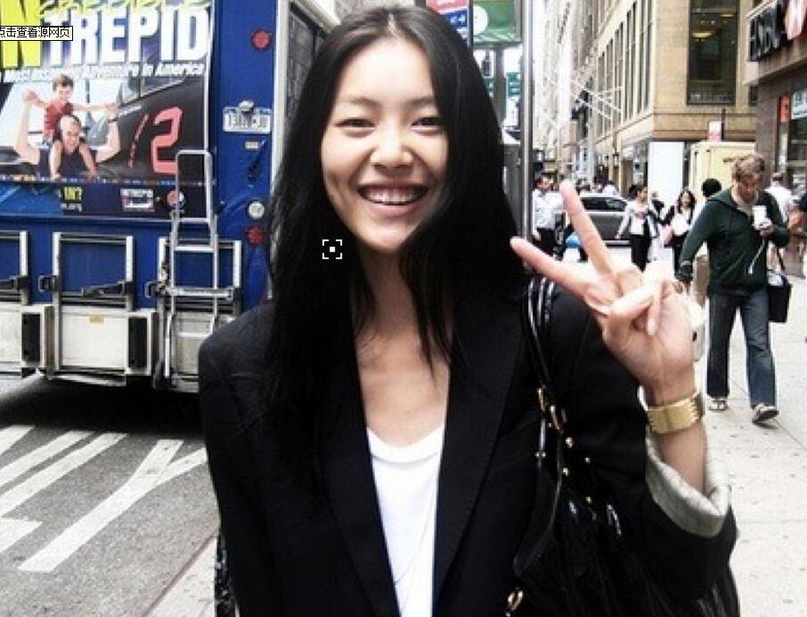 最會(huì)穿衣的一線模特劉雯 氣質(zhì)堪比天后王菲