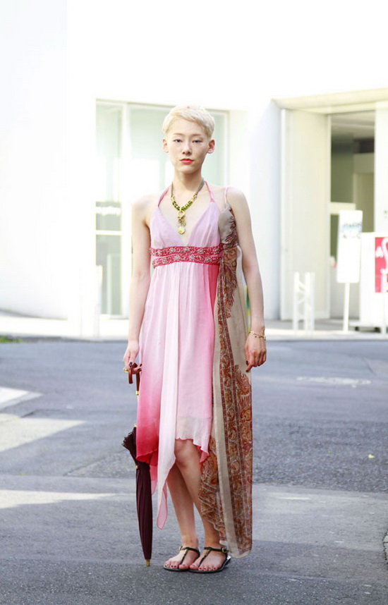 八月日本街拍 MM最?lèi)?ài)裙裝