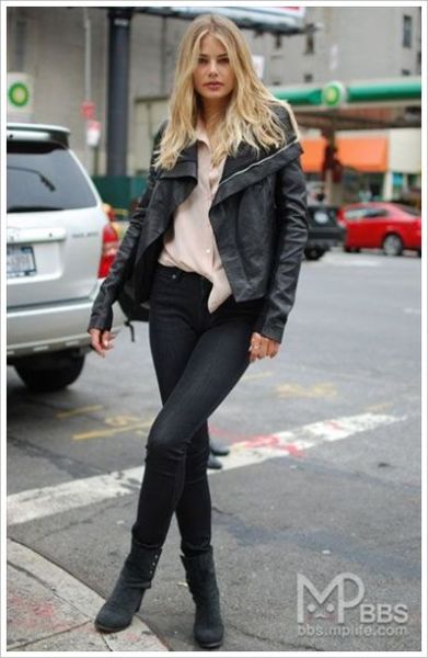 時(shí)裝周紐約街頭的精彩街拍