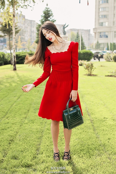 2013秋冬巴黎時(shí)裝周場外街拍秀