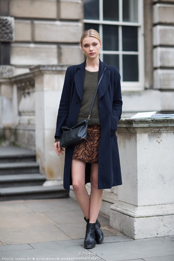 二月下旬歐美街頭看時(shí)尚達(dá)人如何穿衣搭配