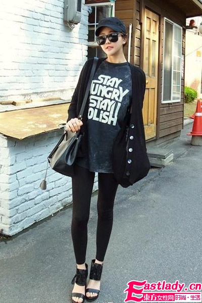 韓國(guó)街拍凸顯時(shí)尚獨(dú)有特性