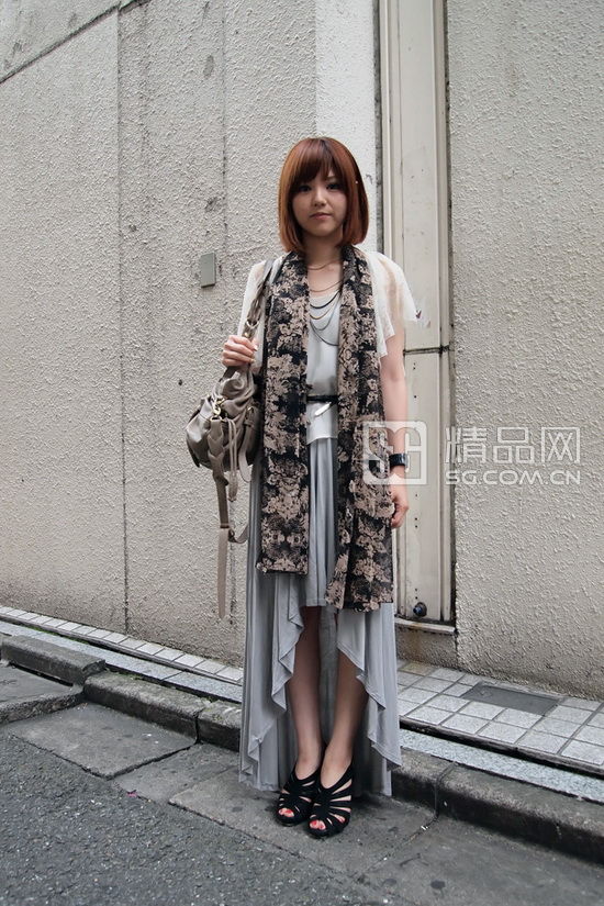 8月日本街拍 裙裝最顯眼