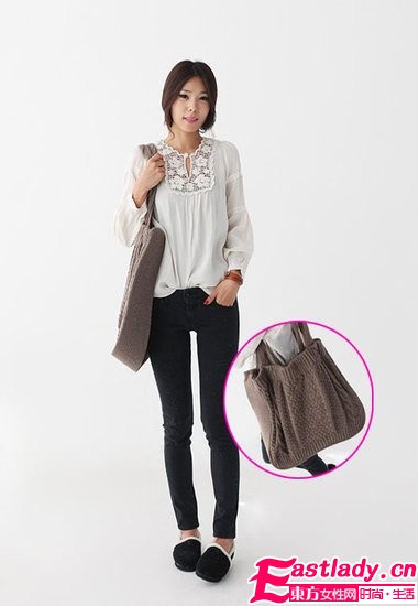 人氣款手袋打造職場(chǎng)俏佳人