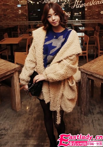 韓式搭配示范打造街頭休閑風(fēng)