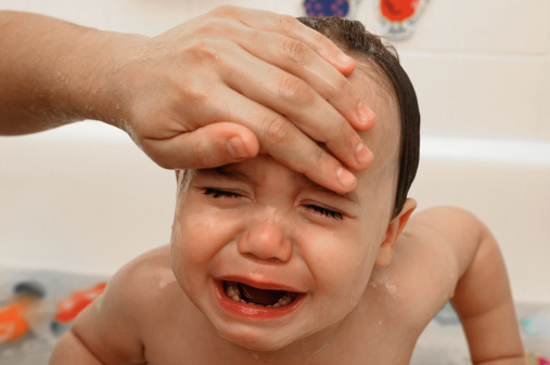 寶寶嗓子啞了怎么辦 嗓子啞當(dāng)心是喉炎