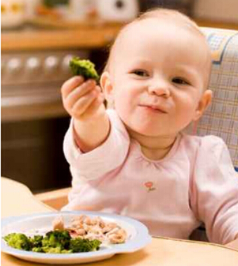 嬰兒輔食添加 怎么吃比吃什么更重要