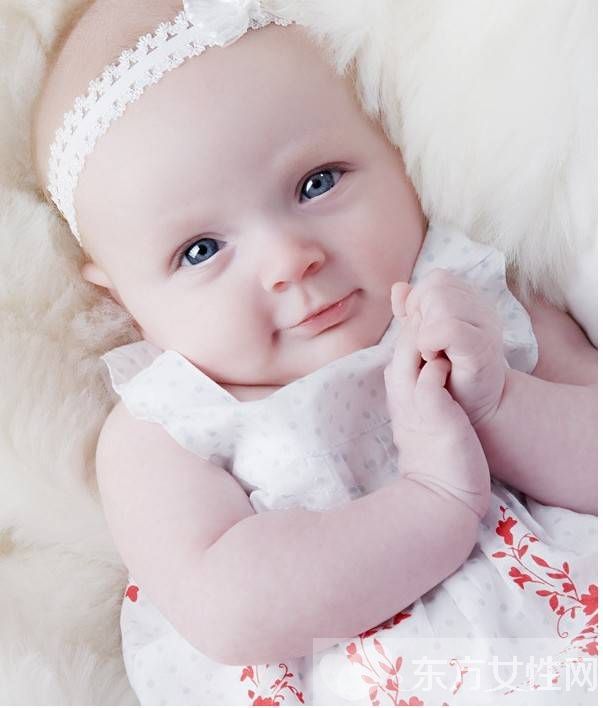 在家給嬰兒理發(fā)的四大步驟需做好 寶寶理發(fā)常識(shí)要知道