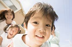 上幼兒園的最佳年齡 提早上幼兒園的兩大壞處