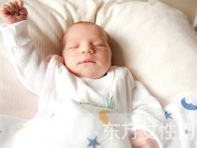 解析新生兒大便正常次數(shù) 幾點(diǎn)注意事項(xiàng)不可忘