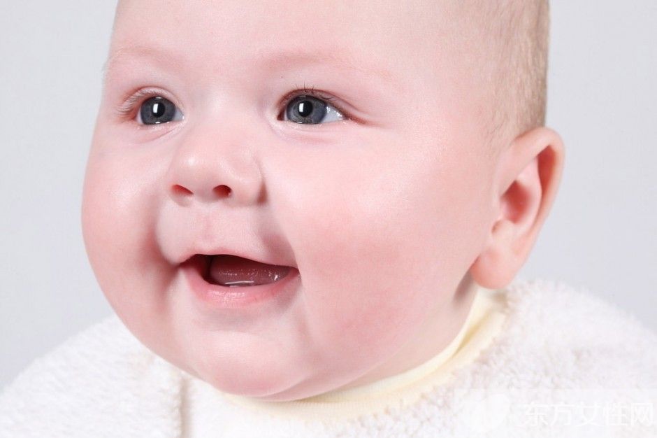 母乳喂養(yǎng)的好處及優(yōu)點(diǎn) 母乳喂養(yǎng)對(duì)媽媽有什么好處