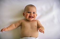 嬰兒鵝口瘡的最佳治療方法 7大預(yù)防需做好