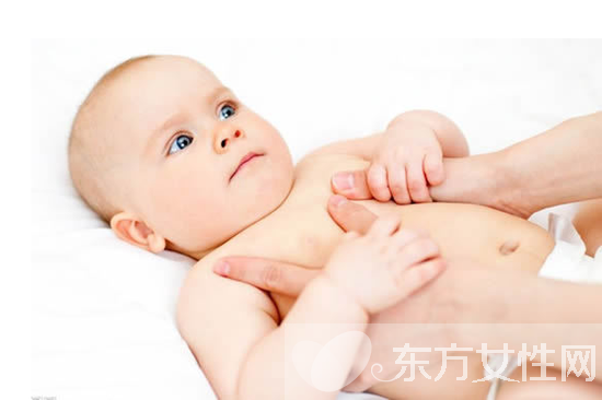 新生兒臍帶該怎么護(hù)理 新生兒臍帶不脫落怎么辦