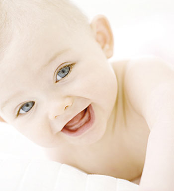 夏季寶寶長(zhǎng)痱子怎么辦 居家護(hù)理治痱有妙招