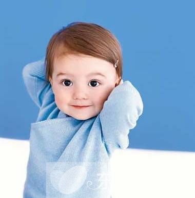 小孩發(fā)燒抽搐怎么辦 爸媽們一定要掌握的方法