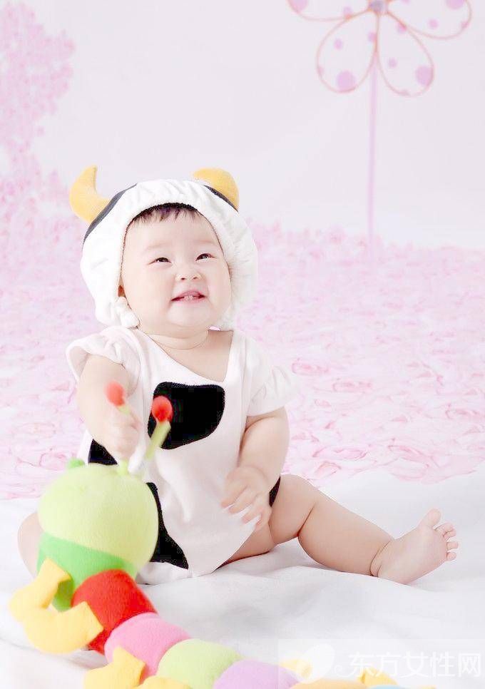 3個(gè)月寶寶發(fā)育指標(biāo) 3大護(hù)理要點(diǎn)需牢記