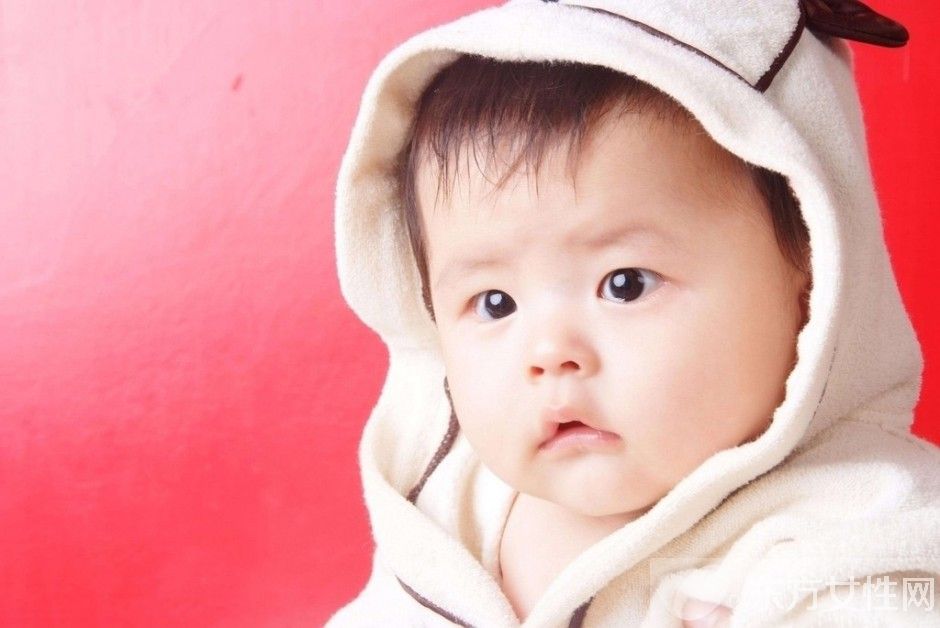 母乳喂養(yǎng)的好處及優(yōu)點(diǎn) 母乳喂養(yǎng)對(duì)媽媽有什么好處