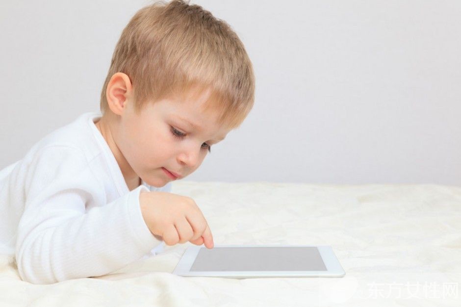 嬰兒打嗝怎么回事 嬰兒打嗝吃這東西好