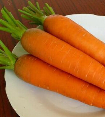 胡蘿卜的功效與作用 有助于寶寶健康成長(zhǎng)