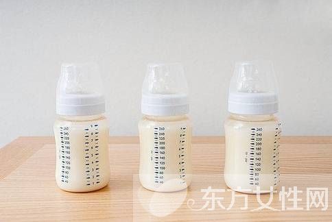 沖奶粉的最佳水溫是多少 怎樣沖調(diào)奶粉才正確