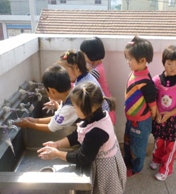 6月是手足口病高發(fā)期 孩子發(fā)熱及早發(fā)現(xiàn)就醫(yī)