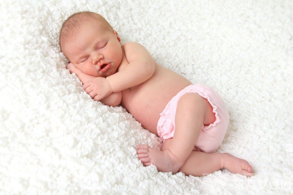 寶寶輔食添加順序和食譜 8個(gè)基本原則你要知