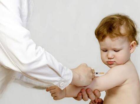 寶寶打疫苗死亡 其中緣由太讓人震驚了