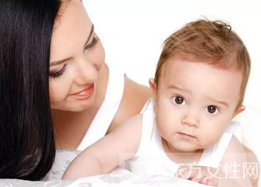 五個月寶寶吃奶量 幾招教你如何知道寶寶吃飽沒　　