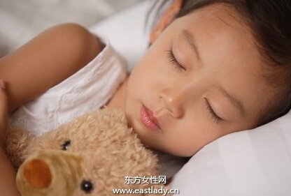 孩子單獨(dú)睡覺(jué)更健康