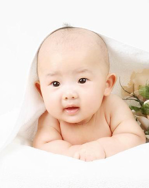 寶寶營(yíng)養(yǎng)食譜 4個(gè)月寶寶吃什么輔食比較好呢