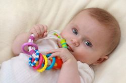 寶寶神經(jīng)發(fā)育遲滯 日常這些表現(xiàn)需警惕