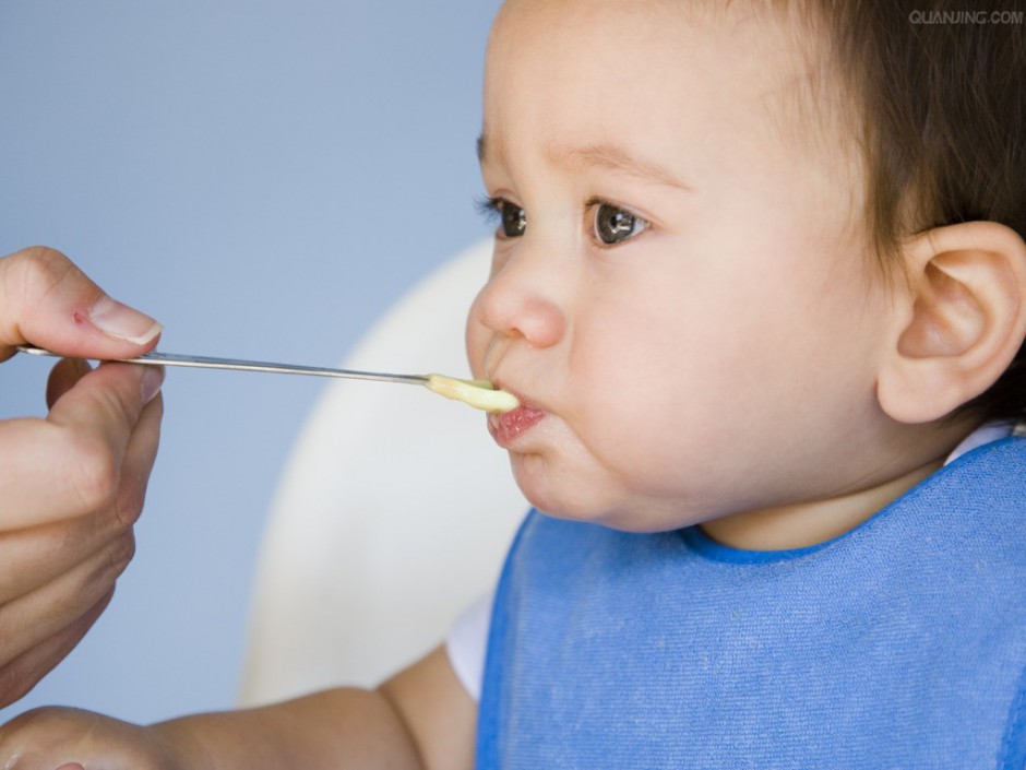 8種方法讓你的寶寶愛上吃飯