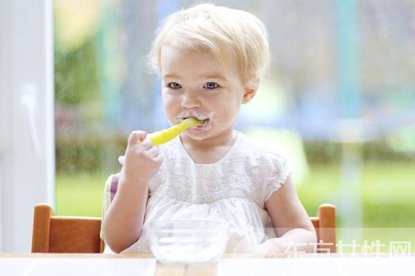 冬季如何預(yù)防小兒肺炎 這些方法你要知