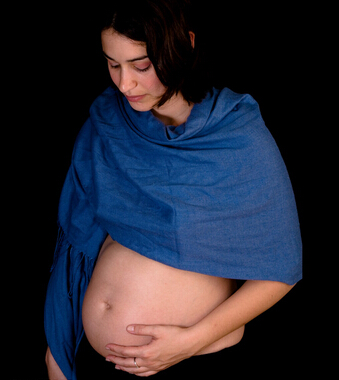 胎位不正怎么辦 艾灸至陰穴治療產(chǎn)婦胎位不正