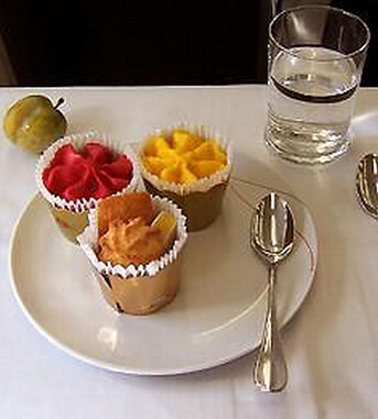 產(chǎn)后恢復(fù) 產(chǎn)后乳房下垂變小怎么辦