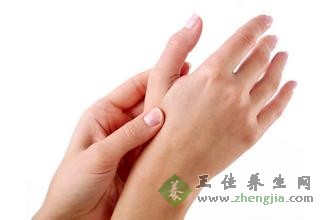 腱鞘炎怎么治療 熏洗法治療腱鞘炎