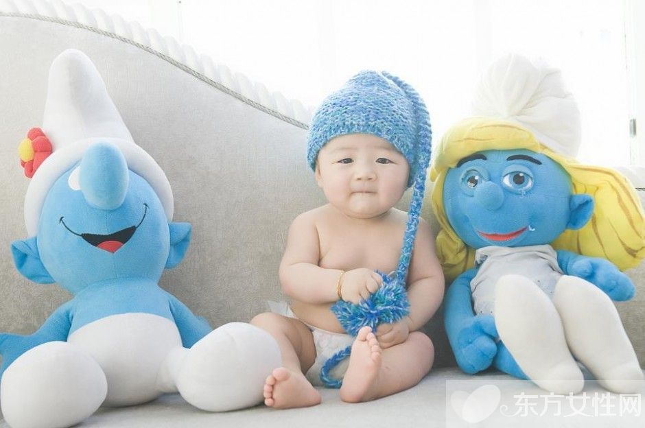 寶寶吃奶打嗝怎么辦 寶寶為什么老打嗝呢