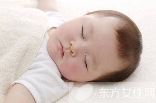 夏季新生兒如何護理 這些護理禁忌一定要準守哦