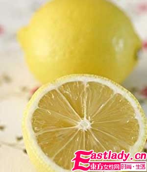 檸檬泡水 喝出瘦美人