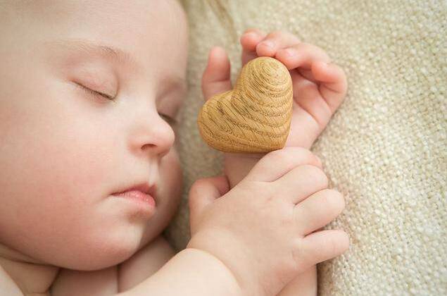 寶寶中暑的癥狀 有些東西萬萬不能吃