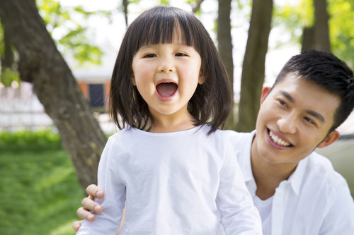 怎樣培養(yǎng)孩子的學(xué)習(xí)興趣 讓孩子主動學(xué)習(xí)