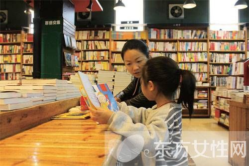 幼兒入園須知 孩子哭鬧著不想上學(xué)你該使使招