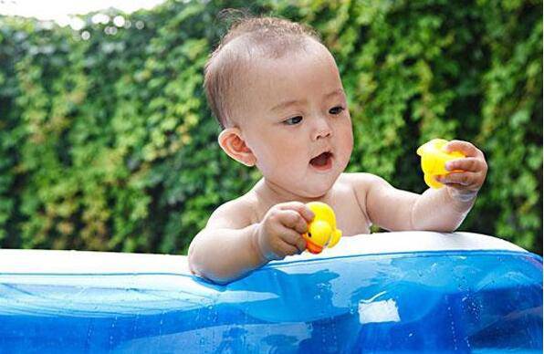 寶寶中暑的癥狀 有些東西萬萬不能吃