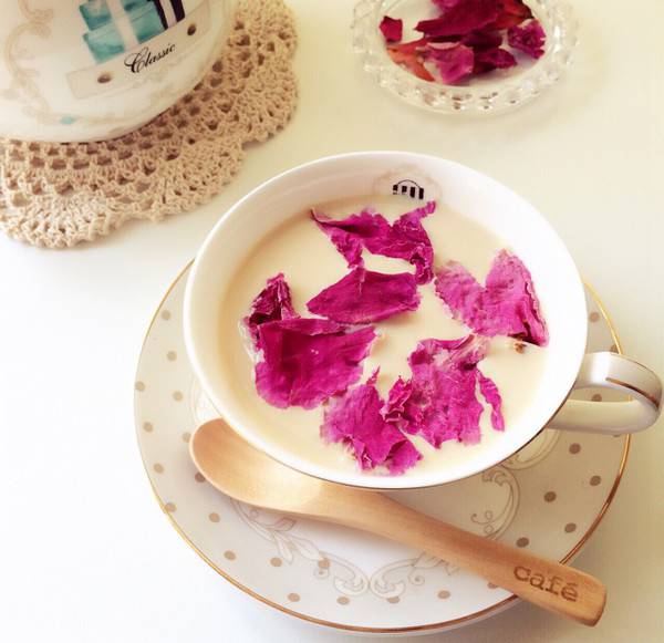 乳房脹痛是怎么回事 三款食療幫你緩解