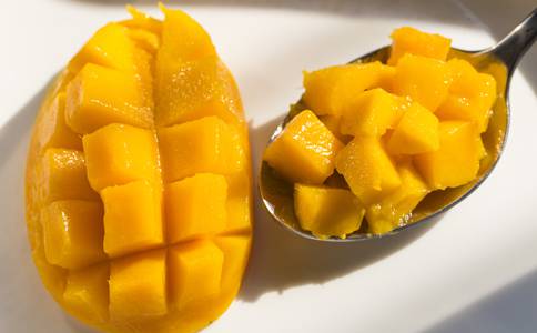 警惕 這八種女性易 惹上 乳腺癌