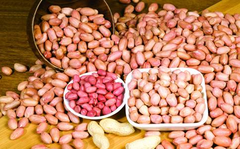 月經(jīng)不調(diào)能吃花生嗎 常吃花生調(diào)經(jīng)又豐胸