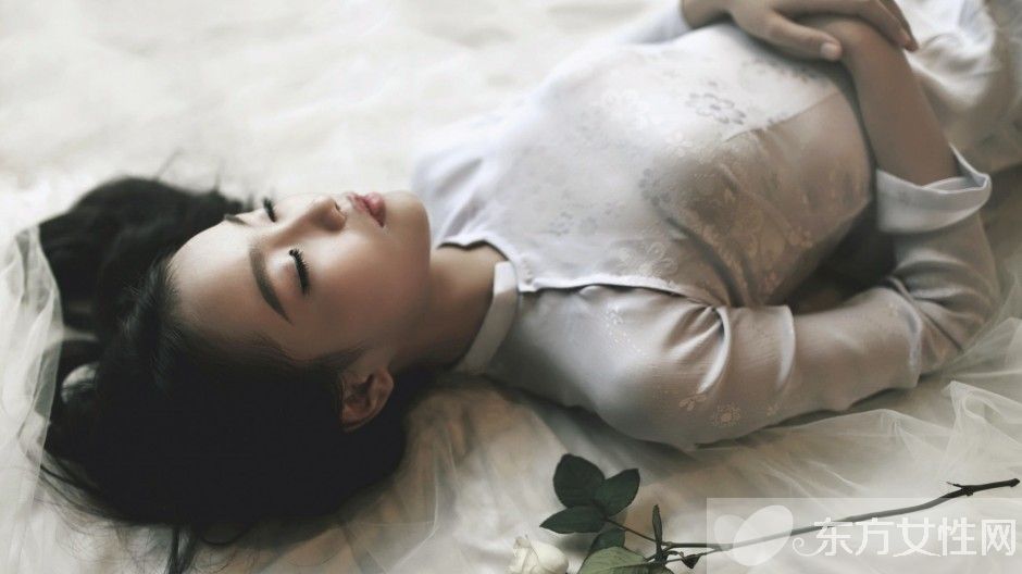 乳腺炎癥狀有哪些 哺乳期乳腺炎可以喂奶嗎