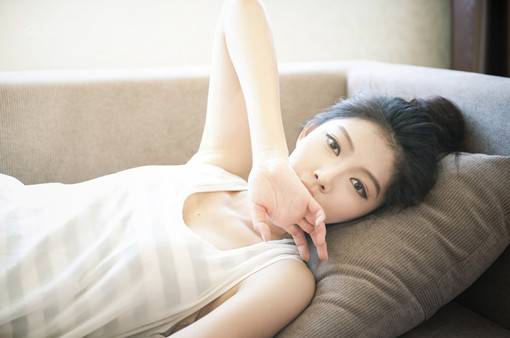 卵巢腫瘤的病因是什么 揭卵巢腫瘤的早期癥狀