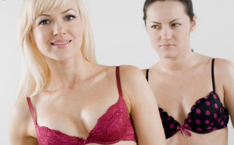 乳腺炎初期有哪些特點(diǎn) 4式按摩法教你防治