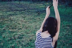 女性絕經(jīng)過遲小心卵巢腫瘤找上門